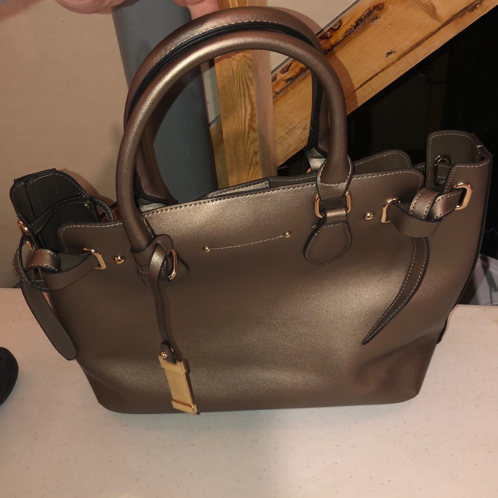 Gold metallic satchel handbag NWOT